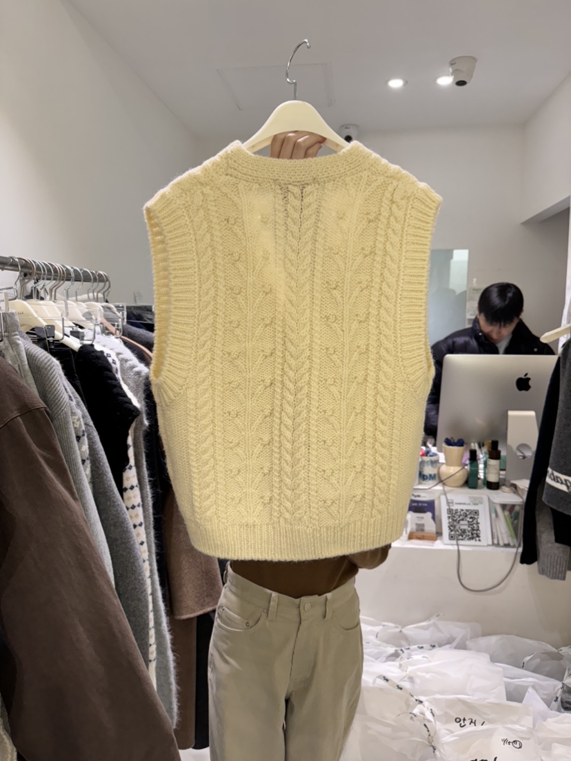 GABRIELLE韓國直郵東大門代購女裝新品推薦24秋冬真品馬甲GABRIELLE馬甲