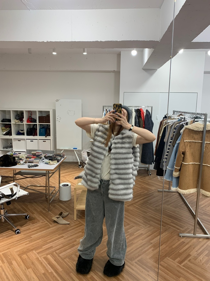 EGG IS韓國直郵東大門實拍女裝新款24秋冬真品人氣馬甲水貂EGG IS馬甲