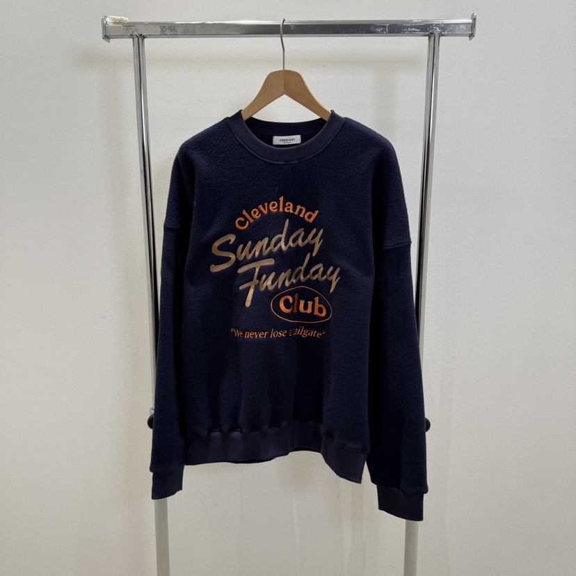 空韓國直郵東大門實拍女裝新款熱賣人氣推薦休閑24秋冬衛衣羊毛CRESCENT-男裝衛衣圖色2