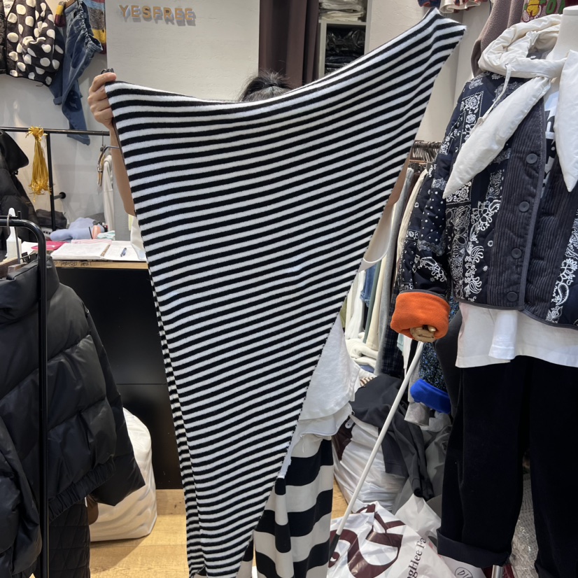 YESFREE東大門實拍女士新款休閑時尚真品人氣24秋夏圍巾披肩YESFREE圍巾/披肩圖色2