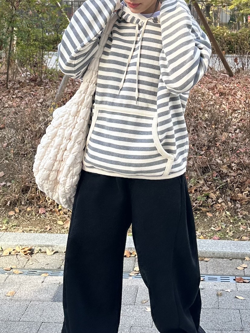GLAM MOCHA韓國直郵東大門實拍女裝新款時尚真品熱賣人氣衛衣SIERRA衛衣