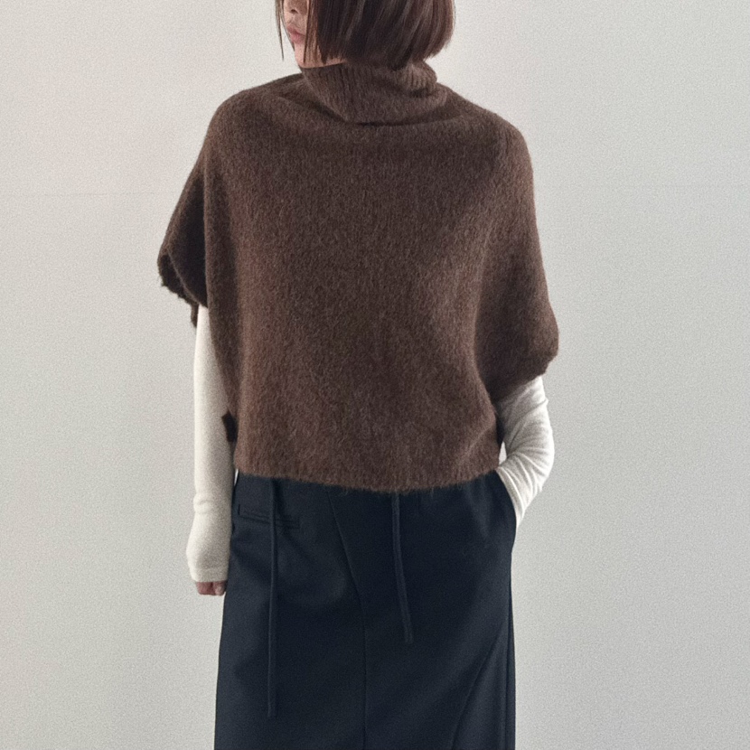 Oli Seoul韓國代購女裝新品休閑24秋夏吊帶背心羊駝毛斗篷OLI SEOUL吊帶/背心