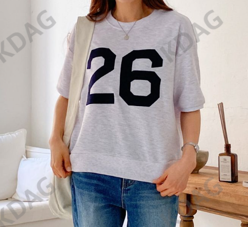 BLESSU韓國直郵東大門代購女裝新款24秋冬真品熱賣推薦T恤刺繡BLESSUT恤