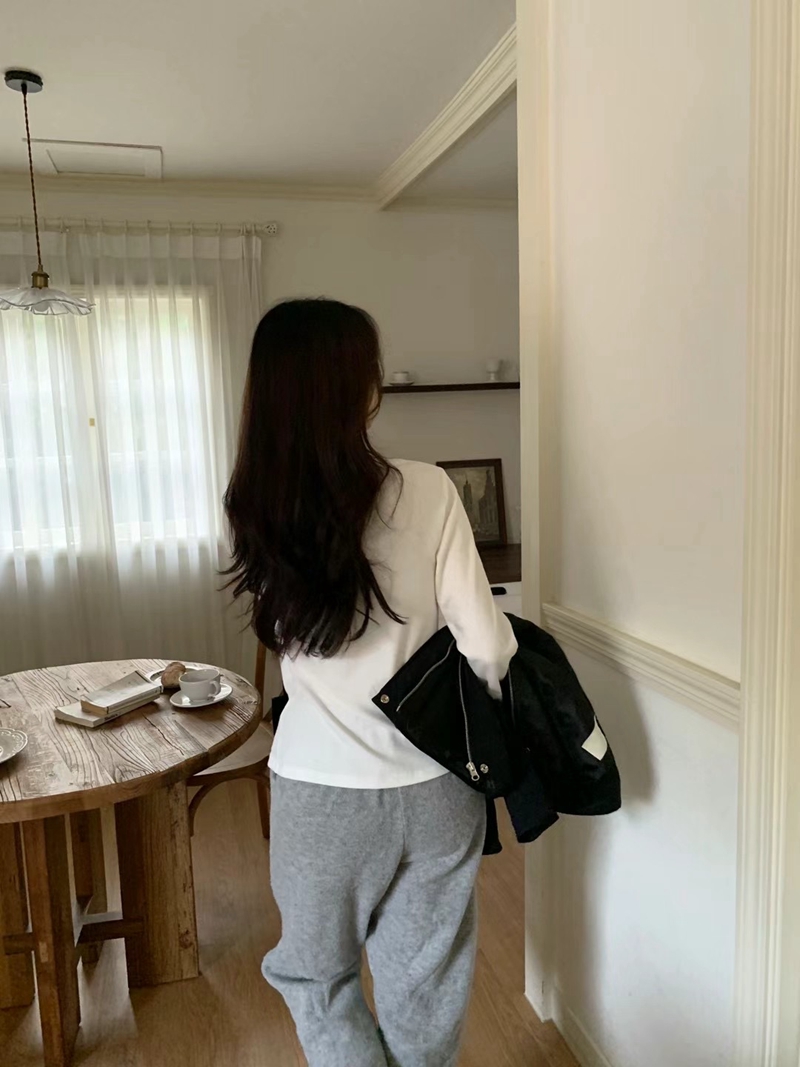 AND韓國直郵東大門實拍女裝新款推薦休閑時尚長袖T恤拉絨圓領DAILY PROJECT長袖T恤