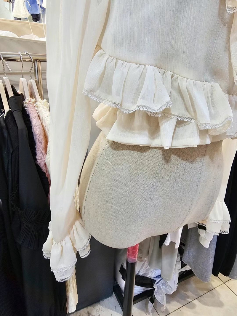 THE COCO韓國直郵東大門代購女裝新品推薦襯衫蕾絲衫荷葉邊短款THE COCO襯衫/蕾絲衫