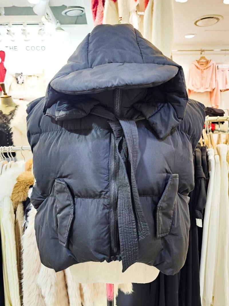 THE COCO韓國直郵東大門實拍女裝新品真品時尚推薦馬甲可拆卸THE COCO馬甲圖色2