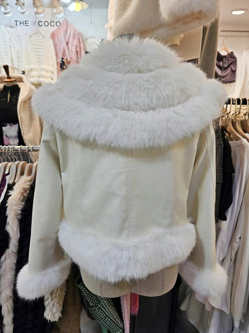 THE COCO韓國直郵東大門實拍女裝新品休閑推薦短款大衣皮革THE COCO短款大衣