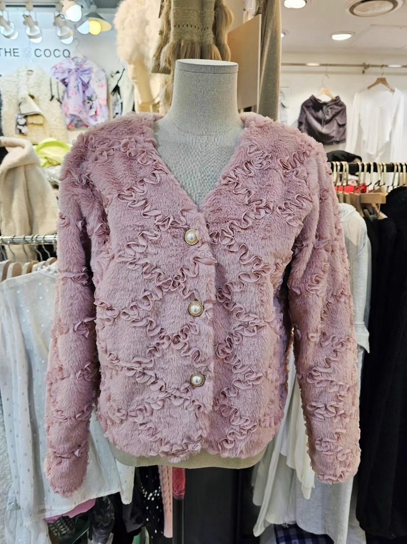 THE COCO直郵韓國代購女裝新品熱賣短款大衣含圍巾皮草刺繡THE COCO短款大衣