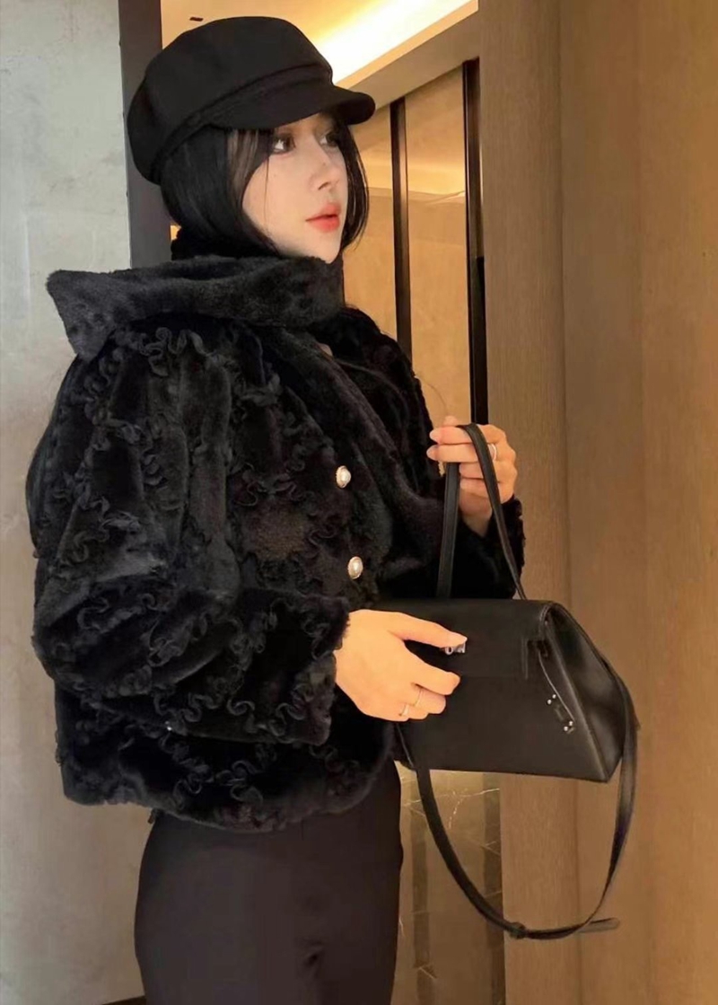 THE COCO直郵韓國代購女裝新品熱賣短款大衣含圍巾皮草刺繡THE COCO短款大衣