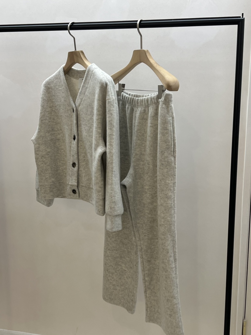 MYOS東大門代購女裝新款熱賣24秋夏時尚推薦職業衛衣羊毛開衫MYOS衛衣