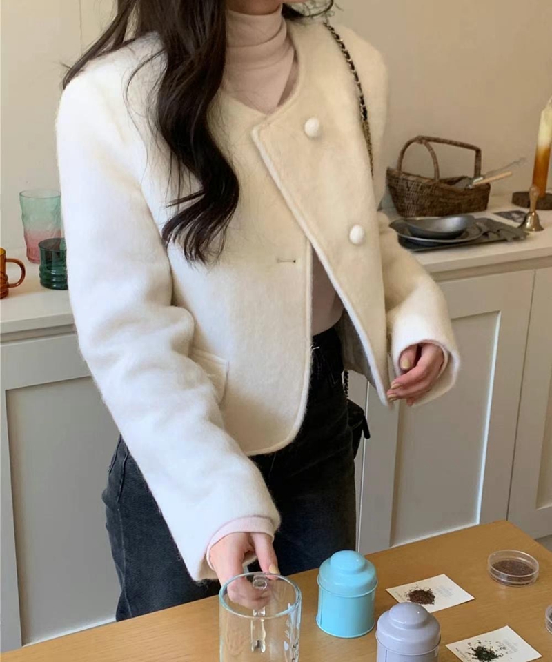 LOUNGE VERA韓國直郵東大門實拍女裝新品真品熱賣短款大衣LOUNGE VERA-2件訂短款大衣