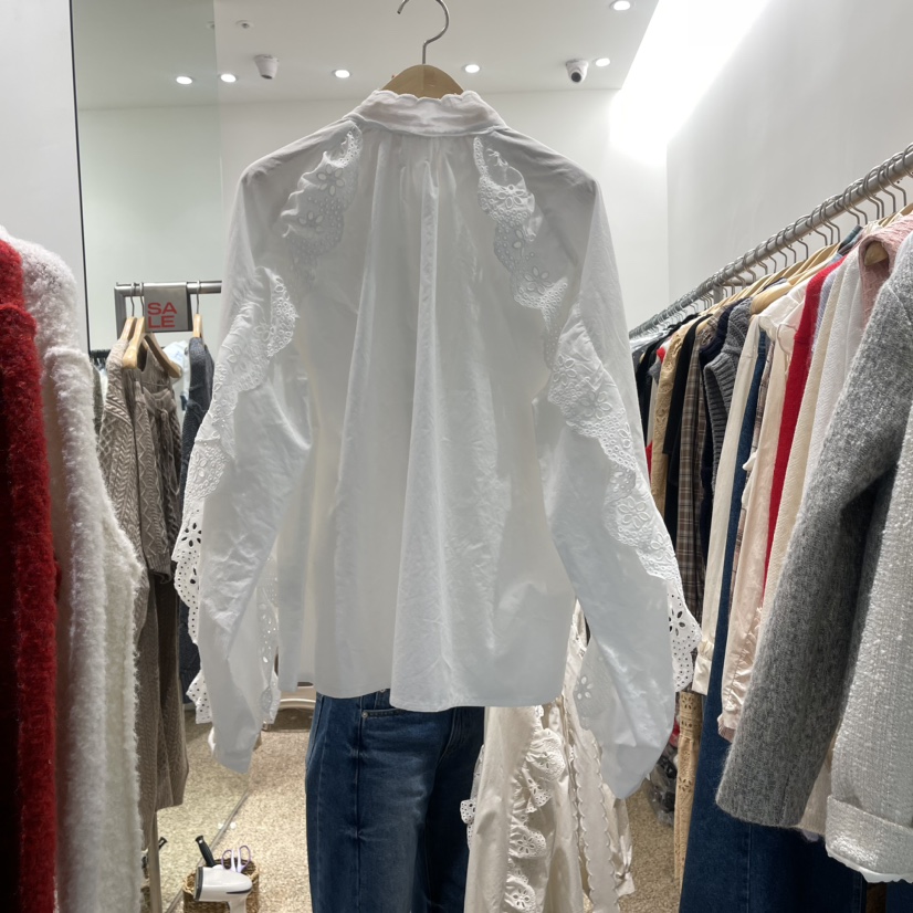 A STORE韓國直郵東大門實拍女裝新品熱賣真品人氣襯衫蕾絲衫A STORE襯衫/蕾絲衫