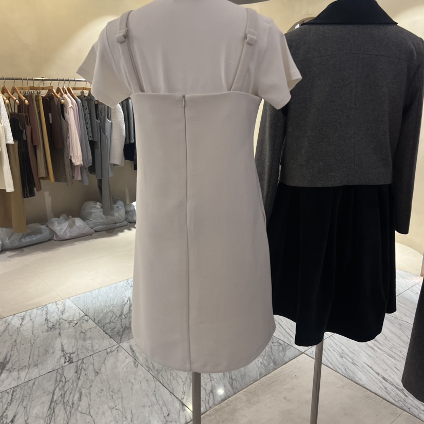 MANE韓國直郵女士新品推薦職業休閑24秋夏人氣連衣裙不含內搭1.3連衣裙