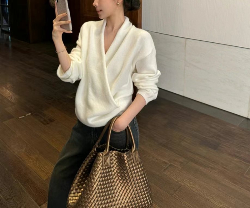 ETEMOY韓國直郵東大門實拍女裝新款真品推薦時尚熱賣針織衫ETEMOY針織衫