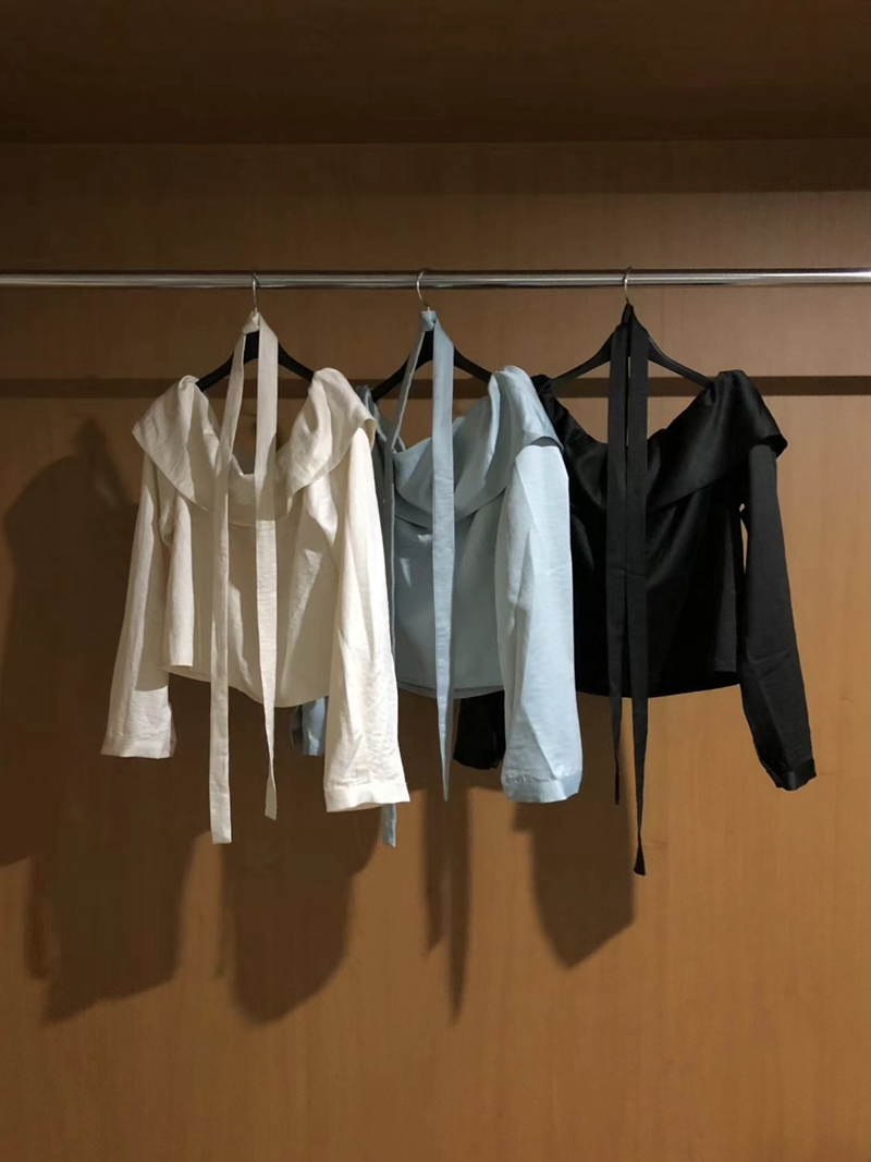 JEIIN韓國直郵東大門實拍女裝新款時尚真品襯衫蕾絲衫含脖帶JEIIN襯衫/蕾絲衫圖色2左二色