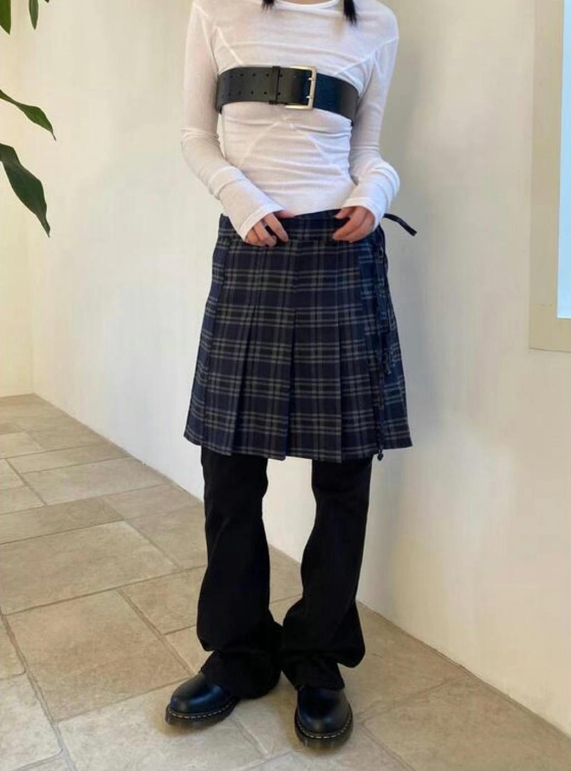 FAVOURED韓國直郵東大門代購女裝新款熱賣人氣短裙百褶格紋FAVOURED短裙圖色2