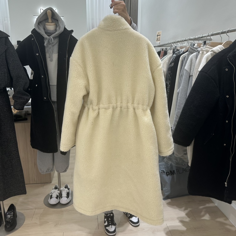 DAILY MOMENT韓國直郵女裝新品真品人氣熱賣時尚中長款大衣DAILY MOMENT中長款大衣