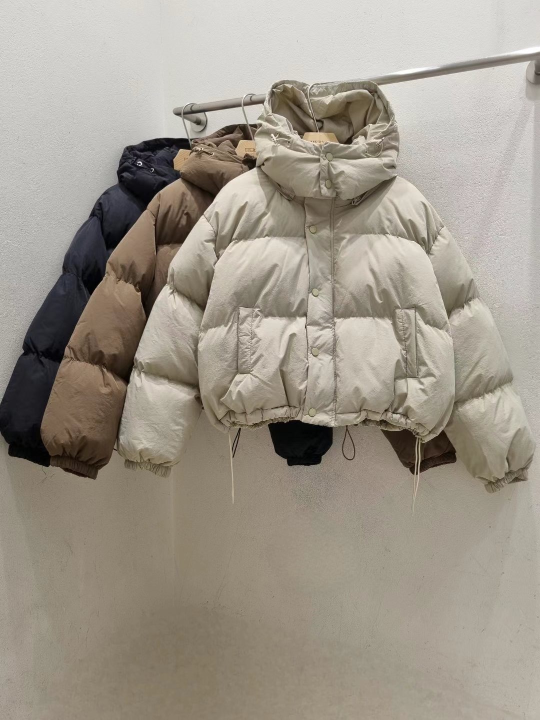 HERME韓國直郵東大門代購女裝新款真品人氣時尚短款棉服兜帽HERME短款棉服
