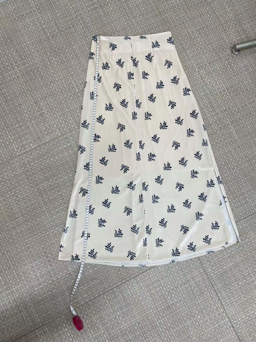THE NEW韓國直郵女裝新品推薦休閑24秋冬時尚人氣長裙天鵝絨THE NEW長裙圖色2
