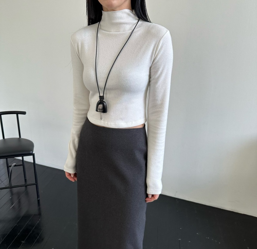 MOMENT東大門實拍女士新款推薦真品人氣24秋夏時尚職業長袖T恤MOMENT/RECOVER長袖T恤圖色2
