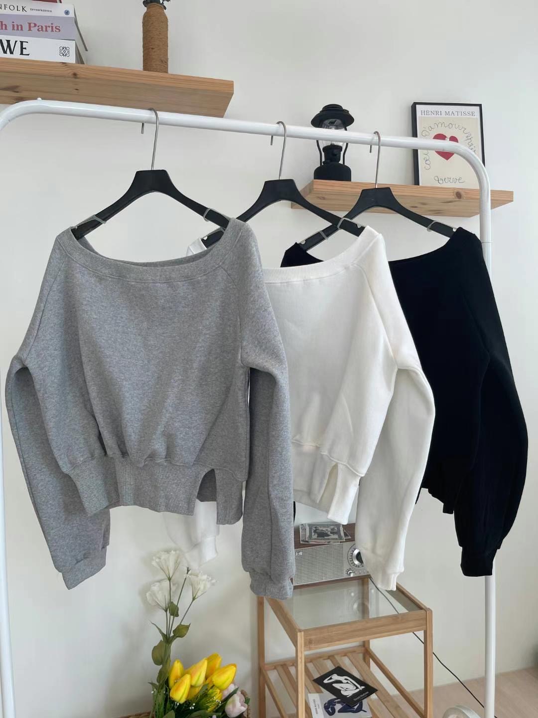 BUSTLING韓國直郵東大門代購女裝新款推薦人氣熱賣時尚衛衣BUSTLING衛衣