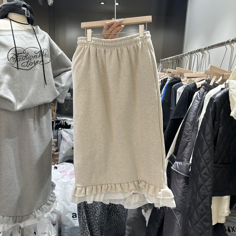 OUR MINUTE韓國直郵女士新品推薦職業熱賣人氣時尚長裙拉絨RUMBA長裙