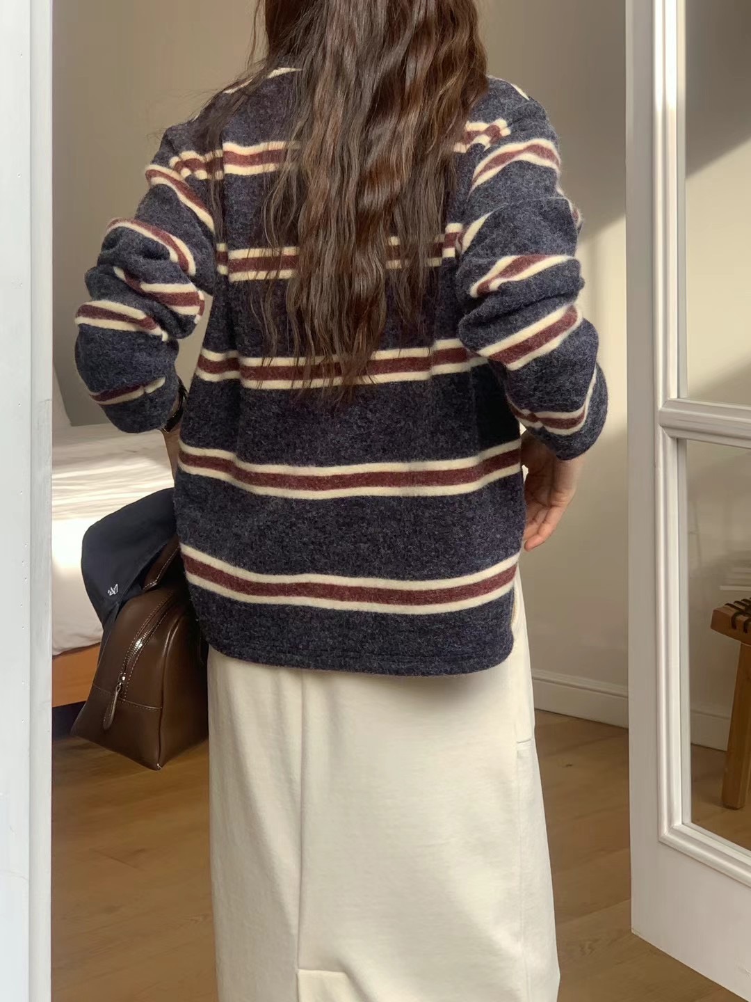 SOAF韓國直郵東大門實拍女裝新品推薦時尚職業真品熱賣長袖T恤SOAF長袖T恤