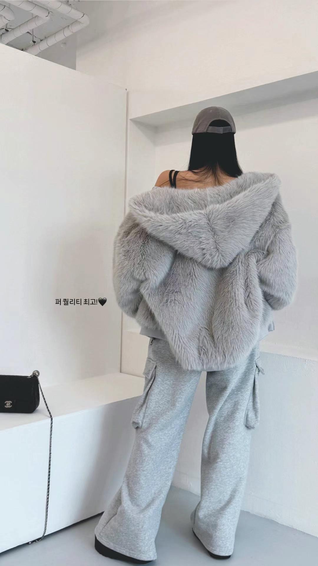COZCAT韓國直郵東大門實拍女裝新款推薦人氣休閑夾克拉鏈連帽COZCAT夾克