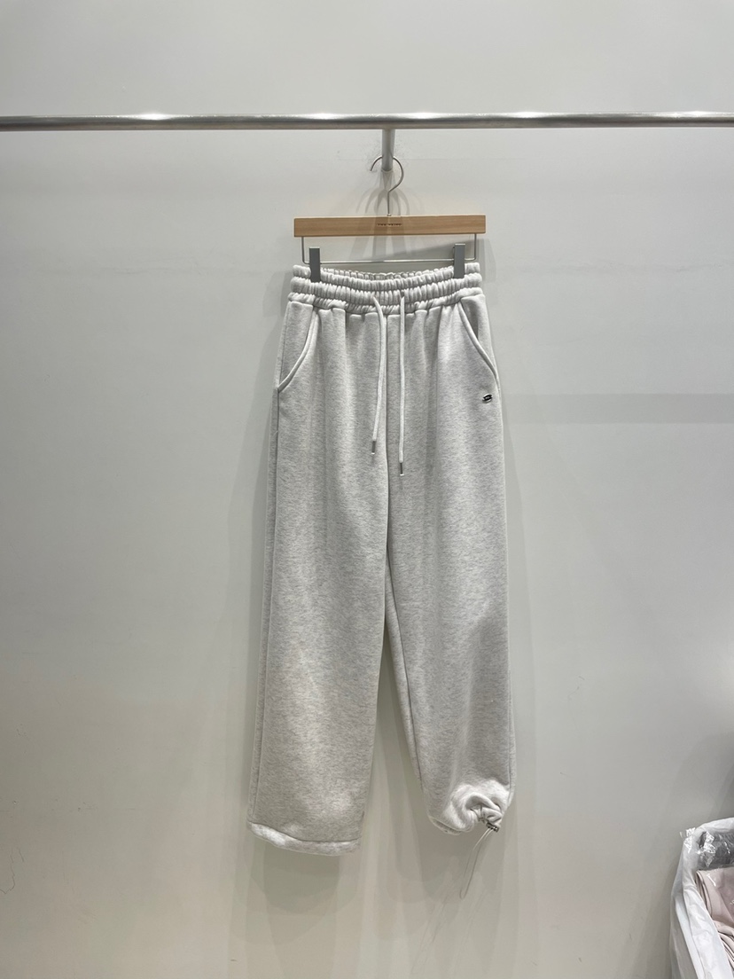 KINOA東大門實拍女士新品休閑推薦熱賣時尚24秋夏休閑褲加絨KINOA休閑褲圖色1