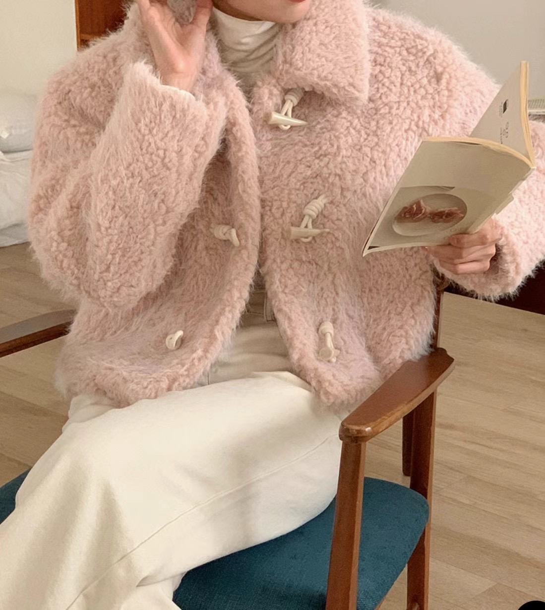JUILLYSTYLE韓國直郵女裝新款熱賣職業真品人氣時尚短款大衣JUILLYSTYLE短款大衣