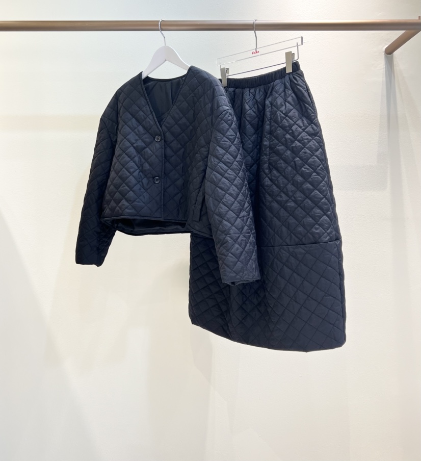 CAKE東大門直郵女裝新品職業熱賣24秋夏人氣休閑套裝含圍巾CAKE套裝