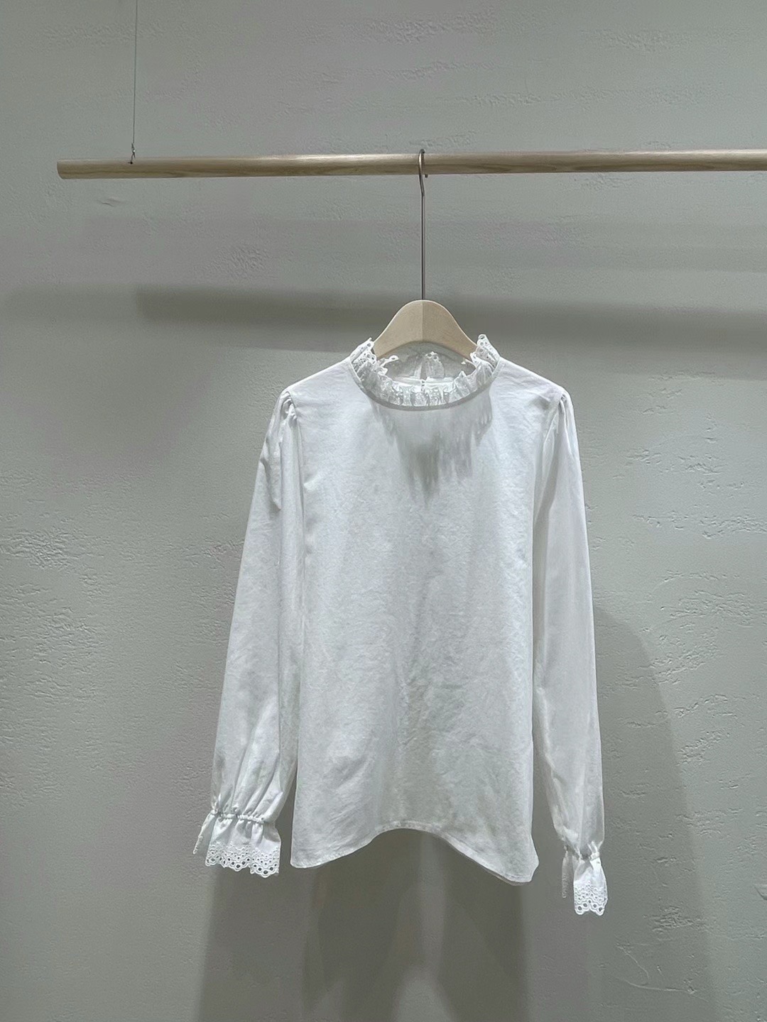 버터플라이韓國直郵女士新款真品人氣休閑熱賣推薦襯衫蕾絲衫버터플라이襯衫/蕾絲衫