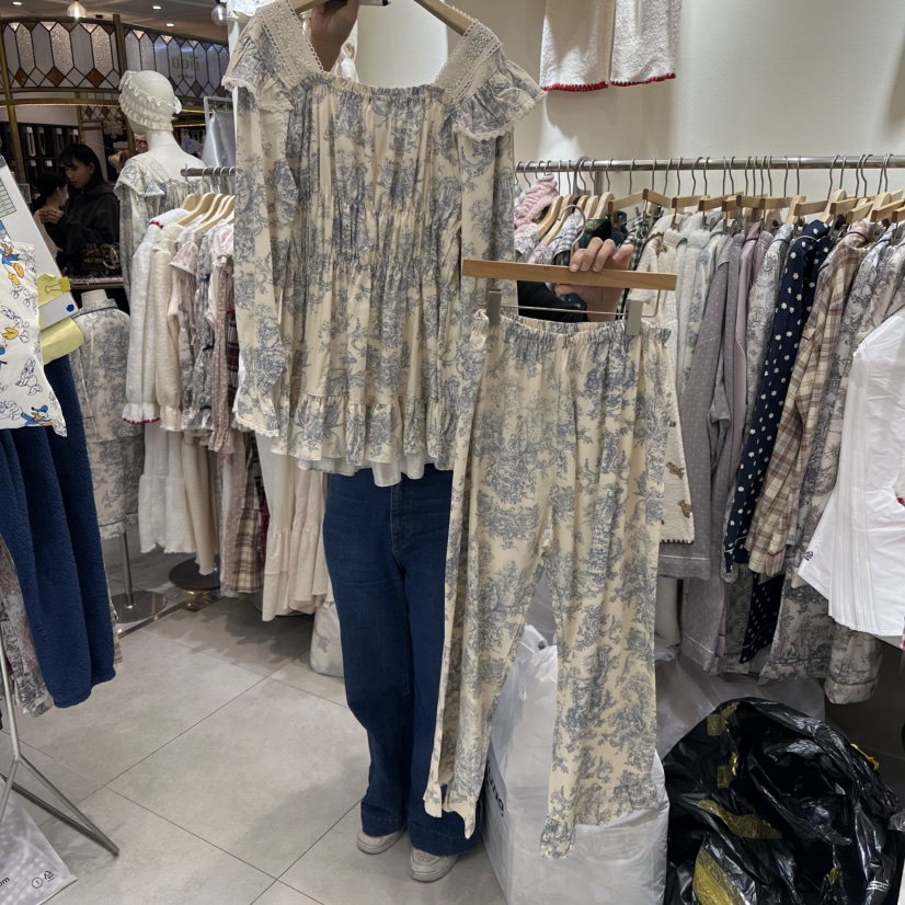 LUNALUZ東大門實拍女裝新款24秋夏休閑職業時尚熱賣推薦睡衣LUNALUZ睡衣