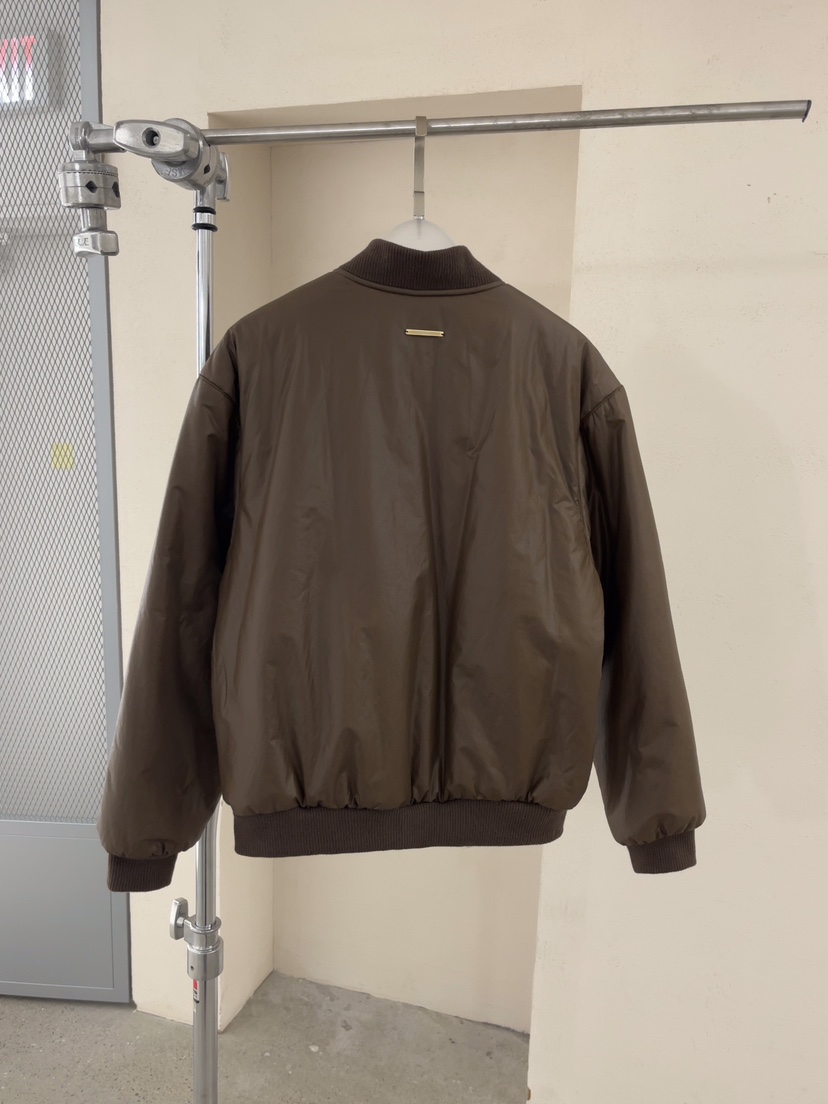 J CRANE韓國直郵東大門實拍女裝新款24秋冬熱賣真品短款棉服J CRANE短款棉服