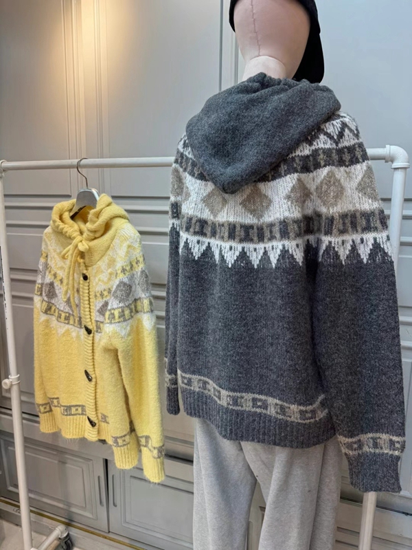 LIKE A東大門實拍女裝新品真品時尚人氣熱賣休閑針織衫連帽LIKE A針織衫