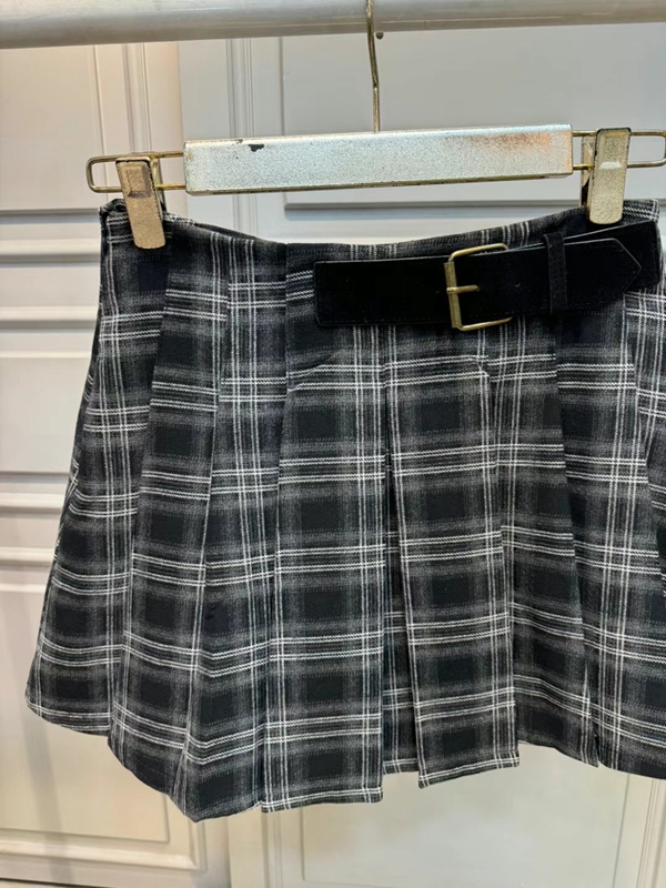 LIKE A東大門代購女裝新品職業24秋冬時尚推薦休閑真品短裙LIKE A短裙圖色1