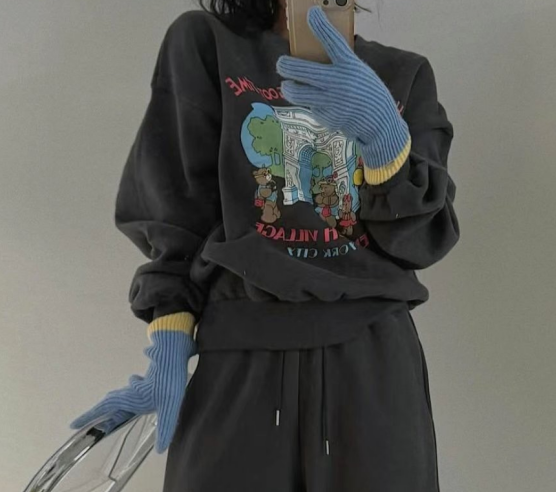 NADA韓國直郵東大門代購女裝新品職業推薦24秋冬時尚休閑衛衣NADA衛衣圖色2