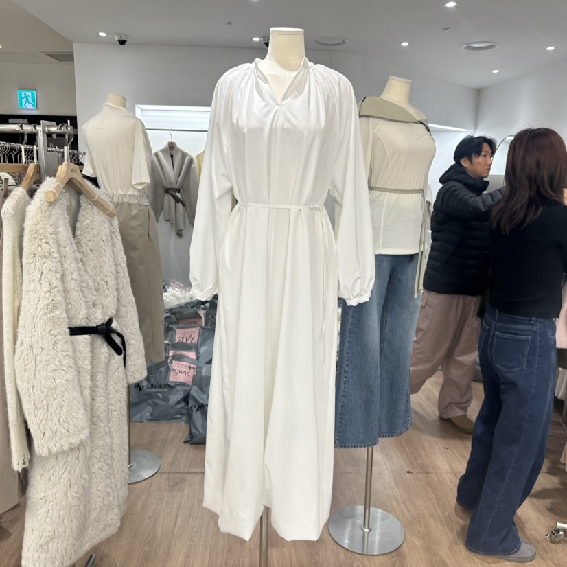 LEWIN韓國直郵女裝新品職業24秋冬推薦時尚連衣裙含腰帶春款LEWIN連衣裙圖色2