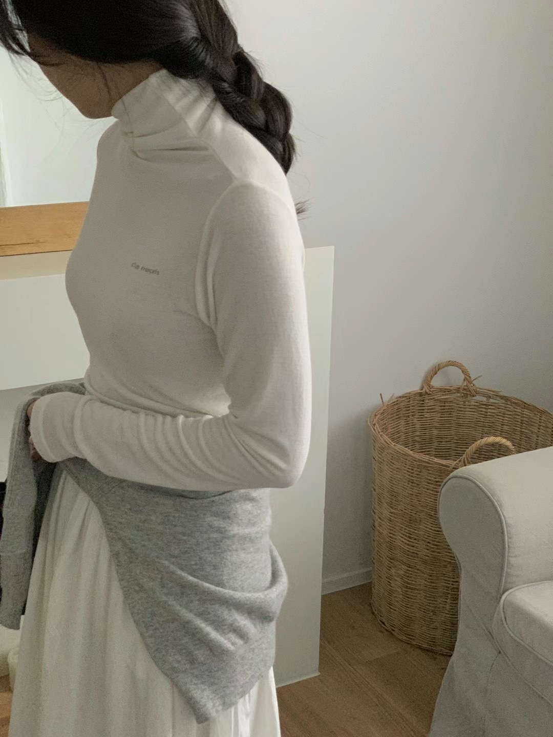 OBE韓國直郵女裝新品24秋冬人氣真品時尚職業推薦熱賣長袖T恤OBE長袖T恤