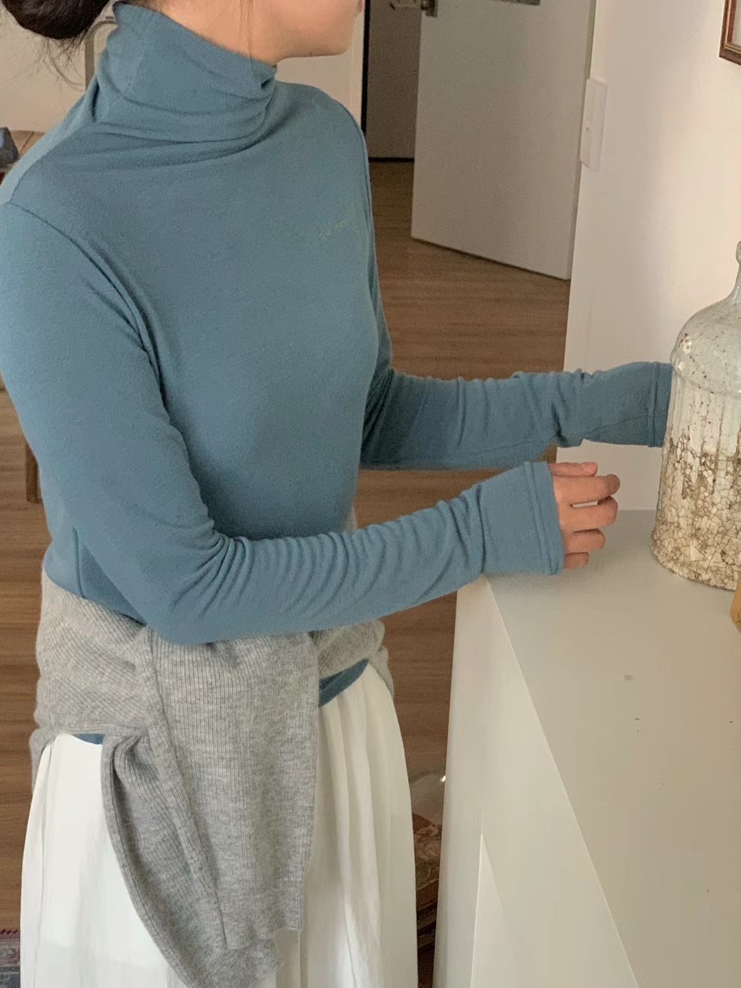 OBE韓國直郵女裝新品24秋冬人氣真品時尚職業推薦熱賣長袖T恤OBE長袖T恤