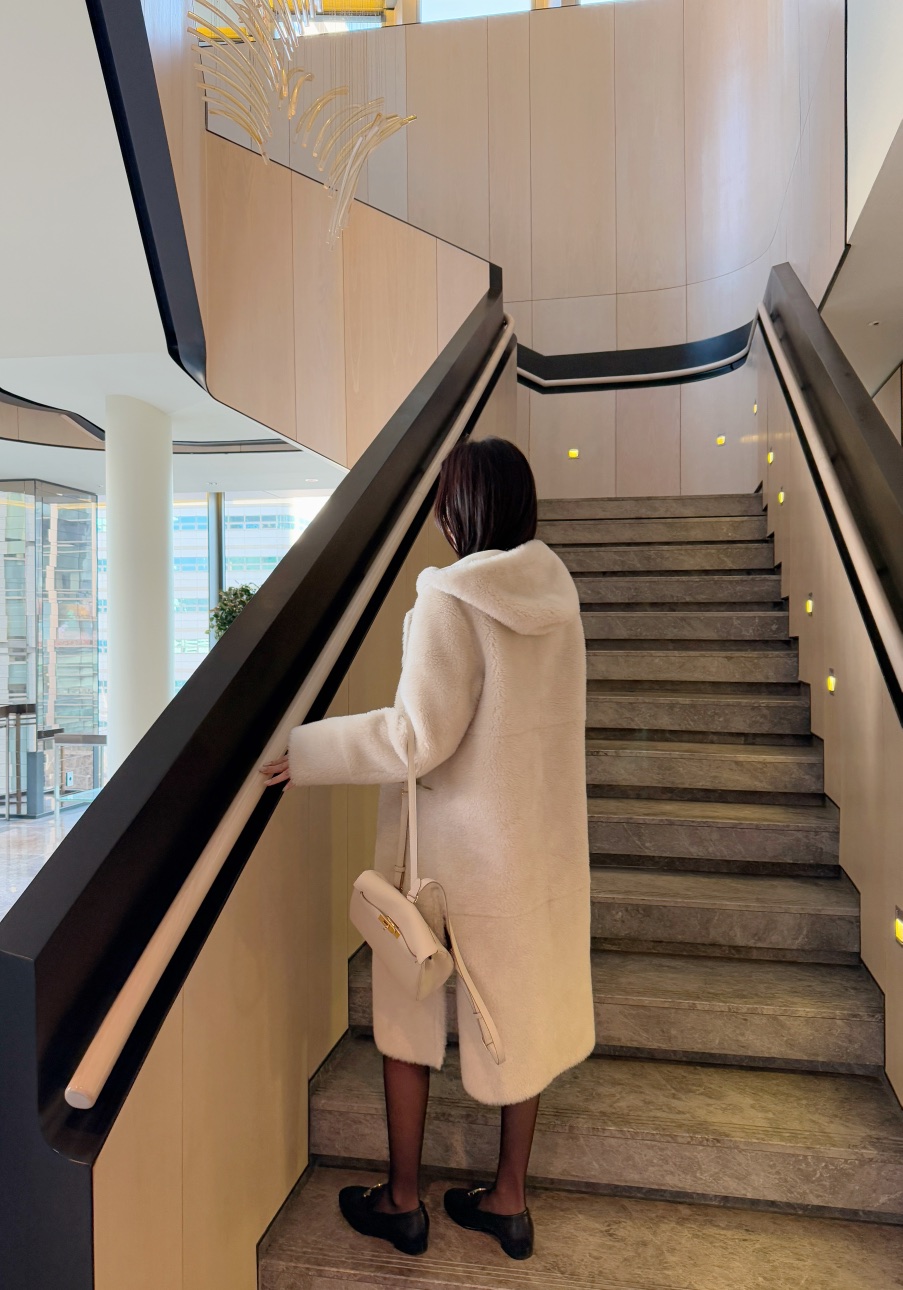 ON:UP韓國代購女士新款時尚人氣熱賣職業真品推薦中長款大衣ON:UP中長款大衣