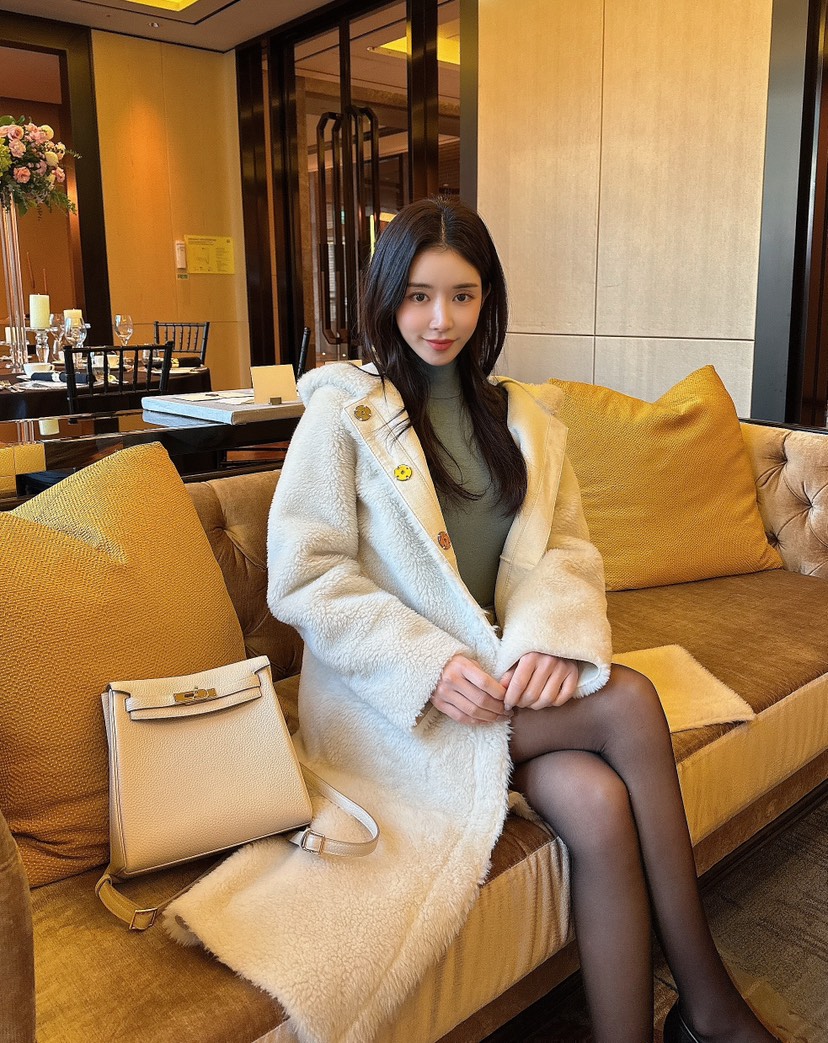 ON:UP韓國代購女士新款時尚人氣熱賣職業真品推薦中長款大衣ON:UP中長款大衣