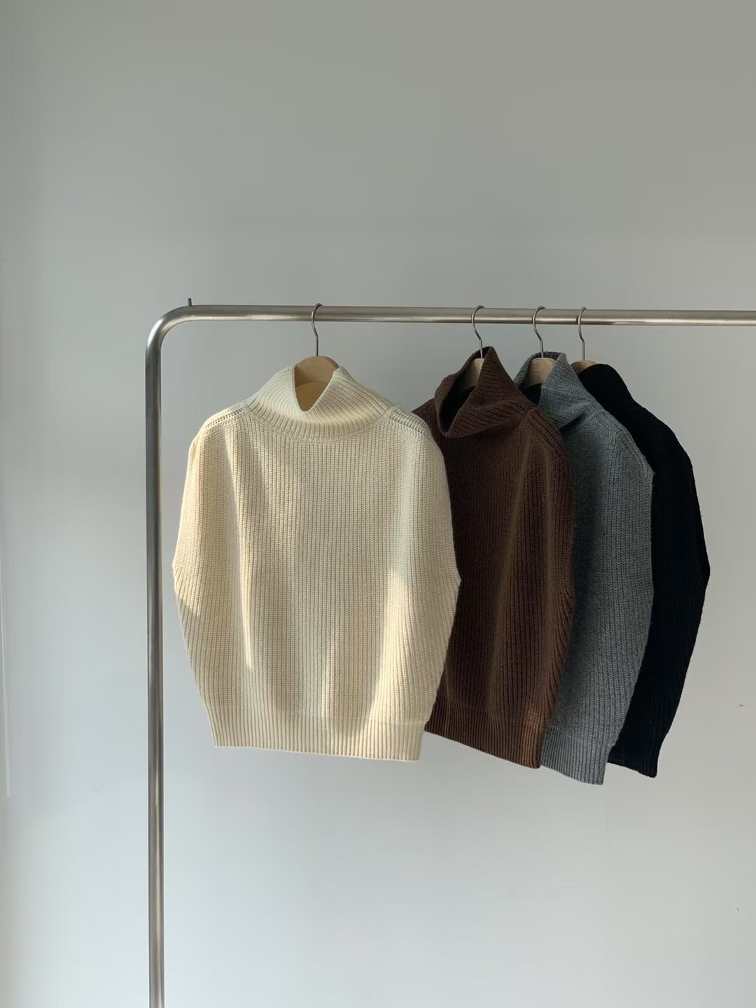ANDYOUBROWN-OT韓國直郵東大門實拍女裝新品時尚推薦吊帶背心ANDYOUBROWN-OT吊帶/背心圖色3左三色
