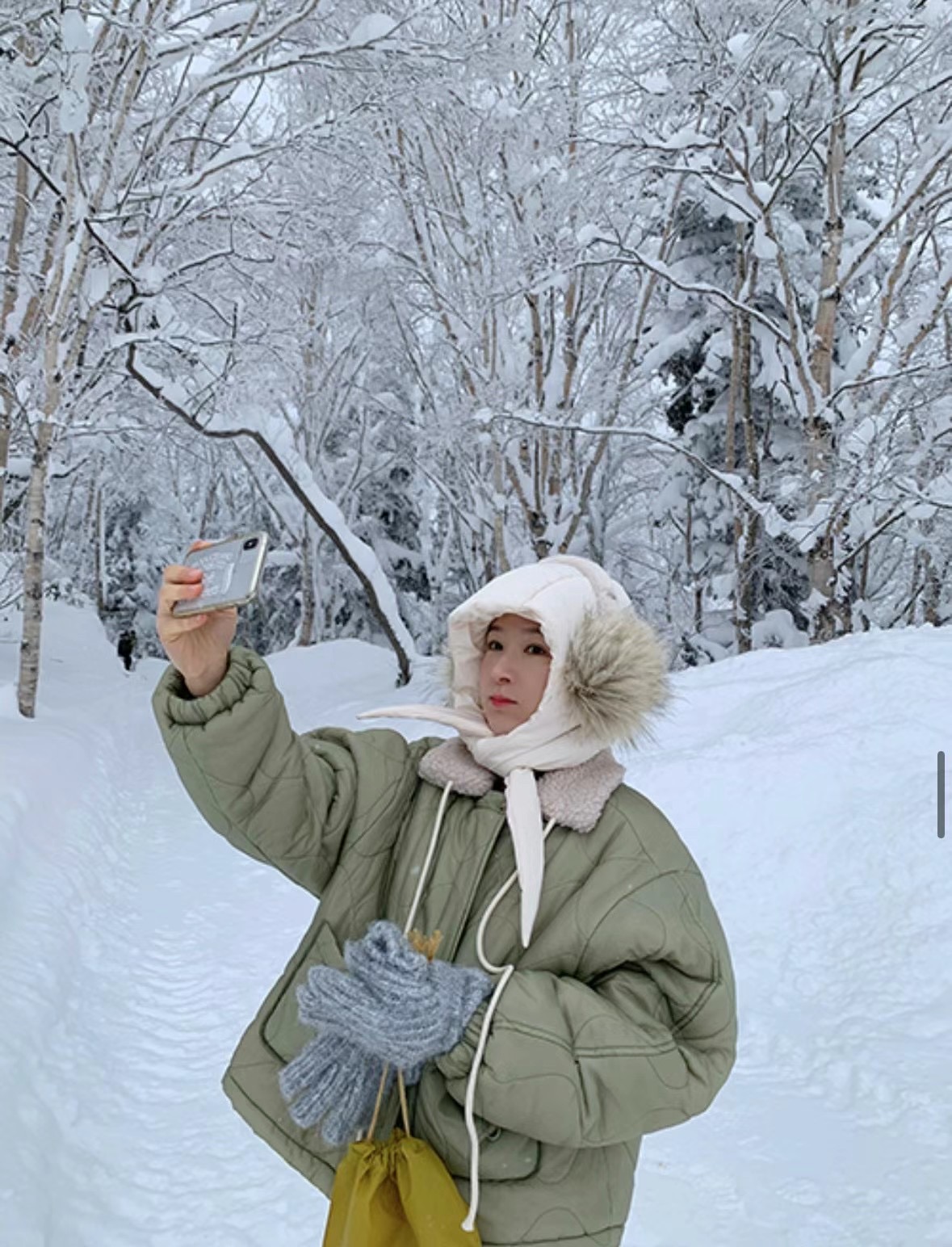 AMOMENT韓國直郵東大門實拍女裝新款24秋冬真品時尚短款大衣AMOMENT短款大衣