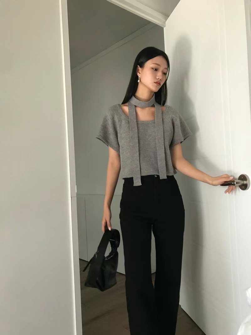 AUTHENTIC直郵韓國代購女裝新款真品時尚24秋冬針織衫含脖帶AUTHENTIC針織衫圖色2