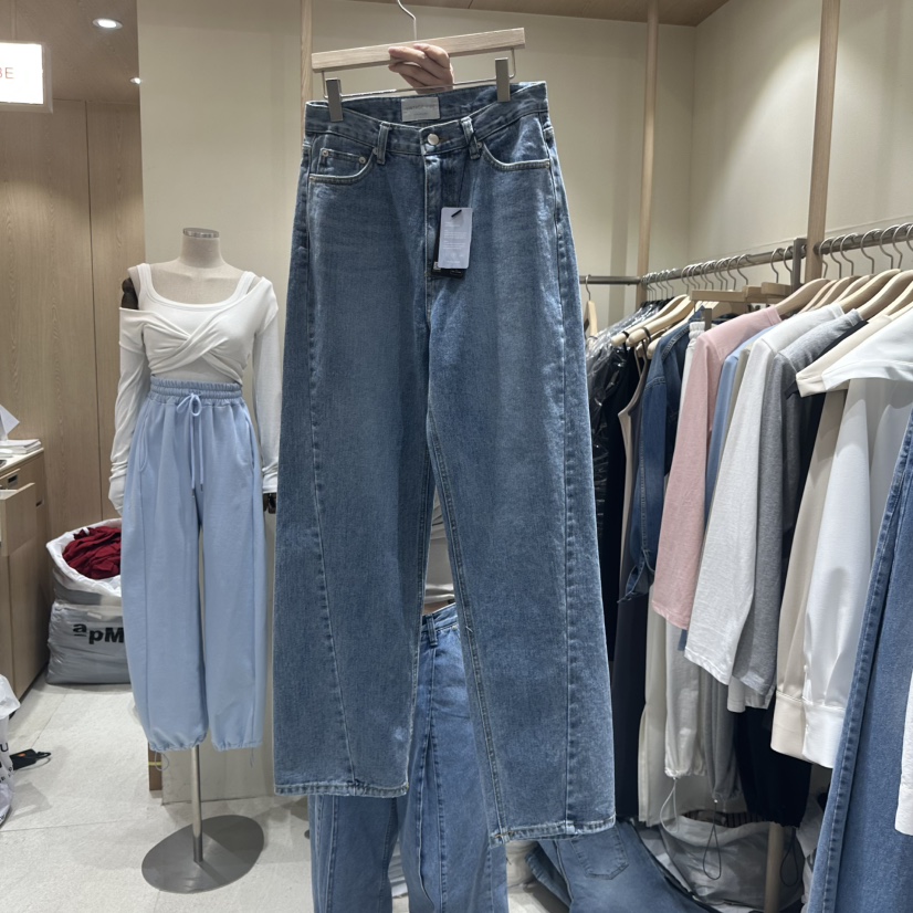 VINTAGE VIBE東大門代購女裝新款人氣職業牛仔褲直筒牛仔春款VINTAGE VIBE牛仔褲圖色1