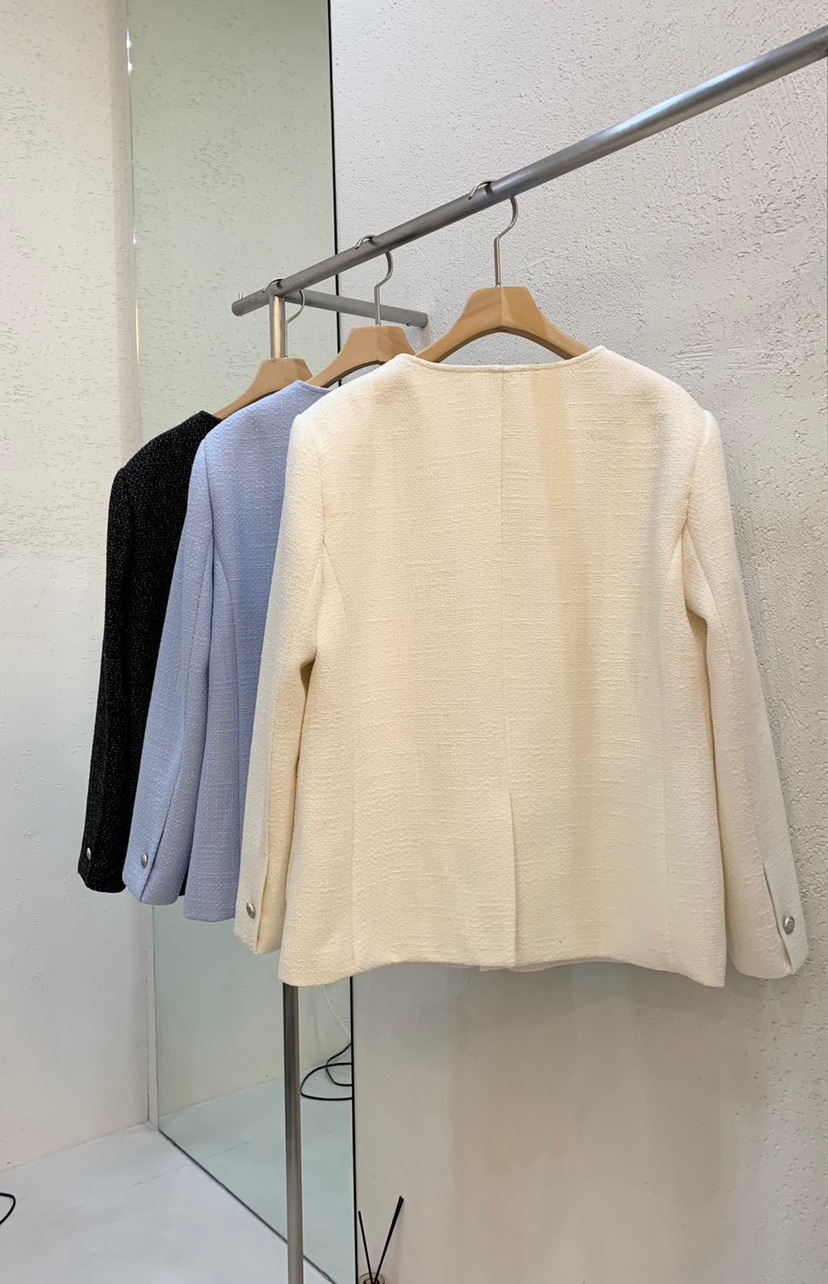 LIGHT AND SALT東大門實拍女裝新品推薦時尚職業夾克春款LIGHT AND SALT夾克