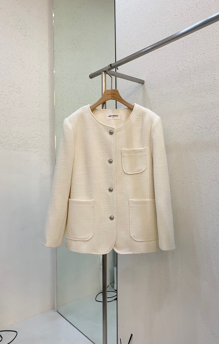 LIGHT AND SALT東大門實拍女裝新品推薦時尚職業夾克春款LIGHT AND SALT夾克