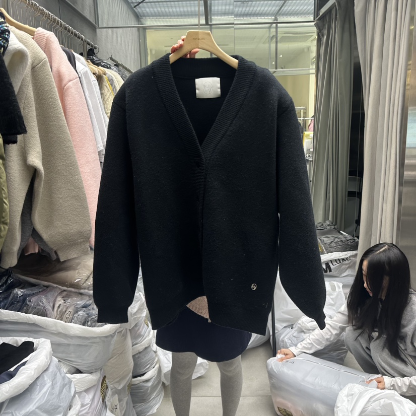 TOPQUEEN韓國直郵女裝新品休閑真品推薦人氣職業25春夏毛衣春款UOOV毛衣圖色4