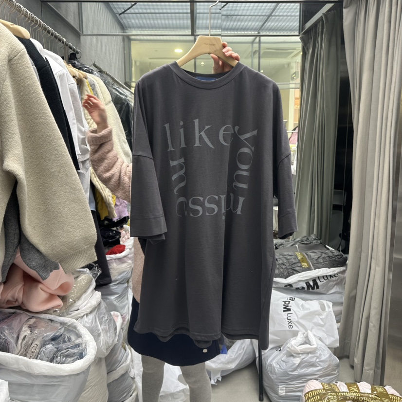 TOPQUEEN韓國代購女士新品真品職業時尚休閑人氣推薦T恤春款UOOVT恤圖色2